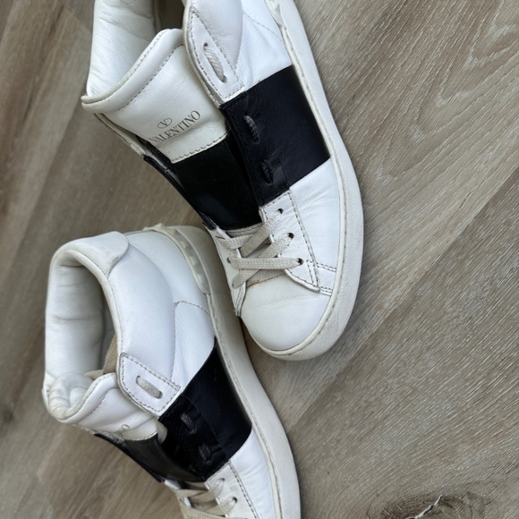 Valentino Garavani high top sneakers - Picture 3 of 6